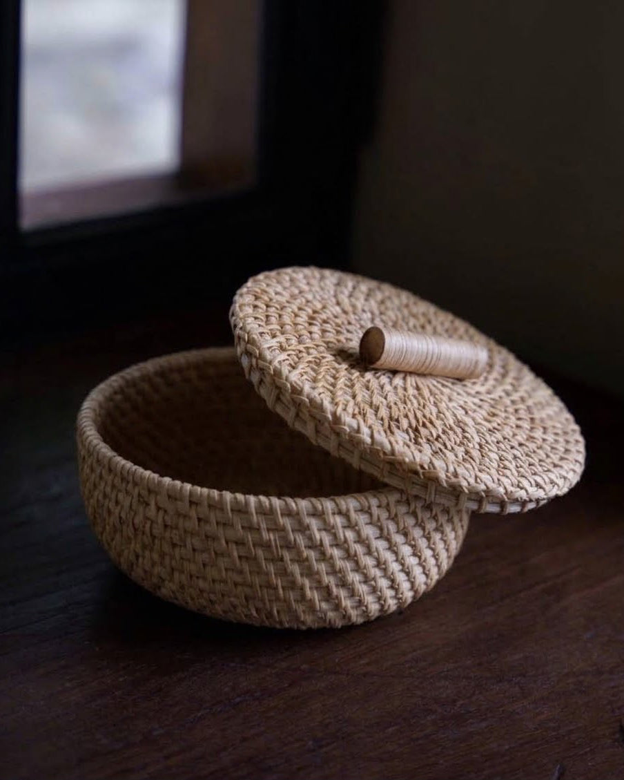 Masoni Trinket Holder in Natural, handwoven rattan