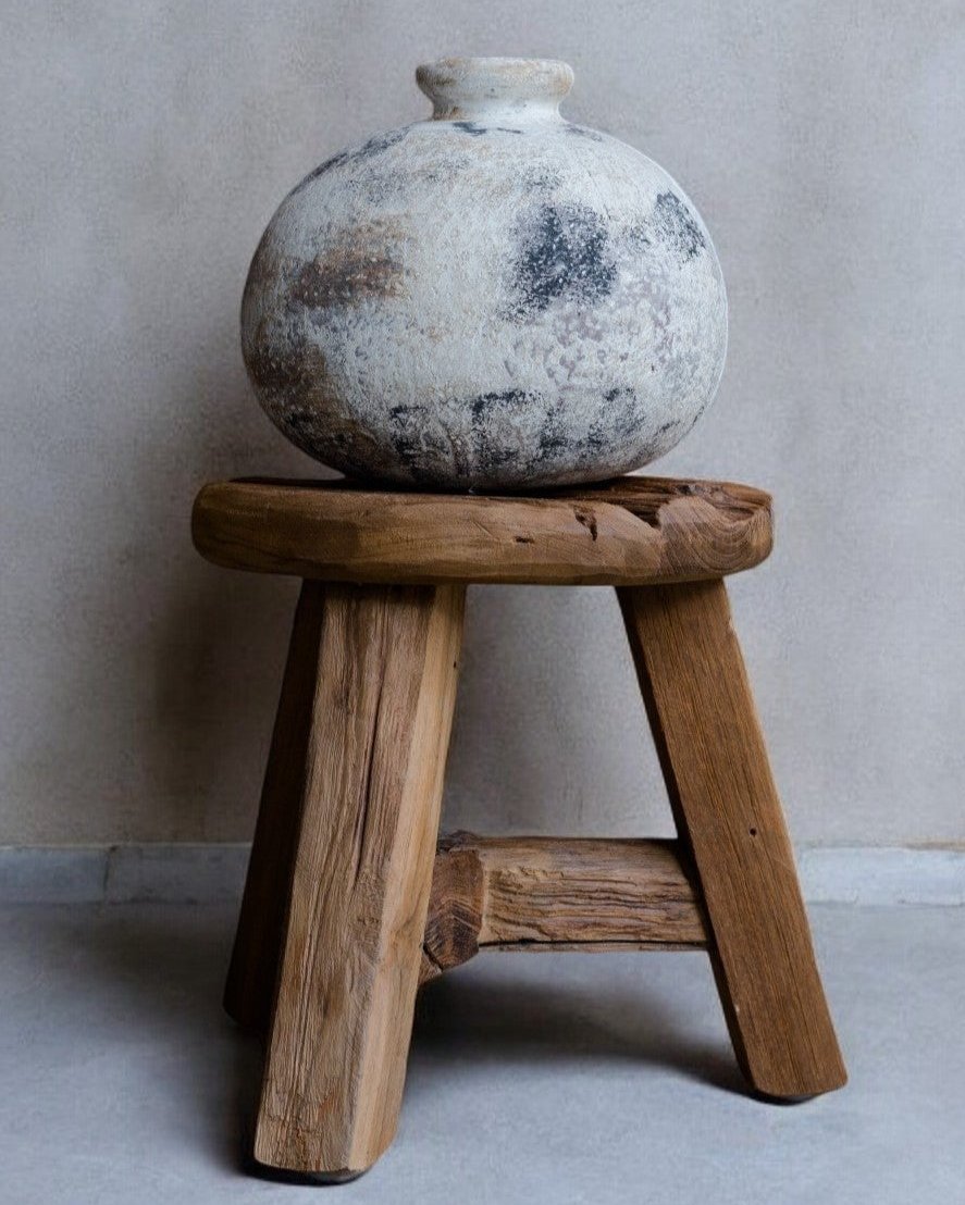 Chandra Round Vase, hay-fired terracotta