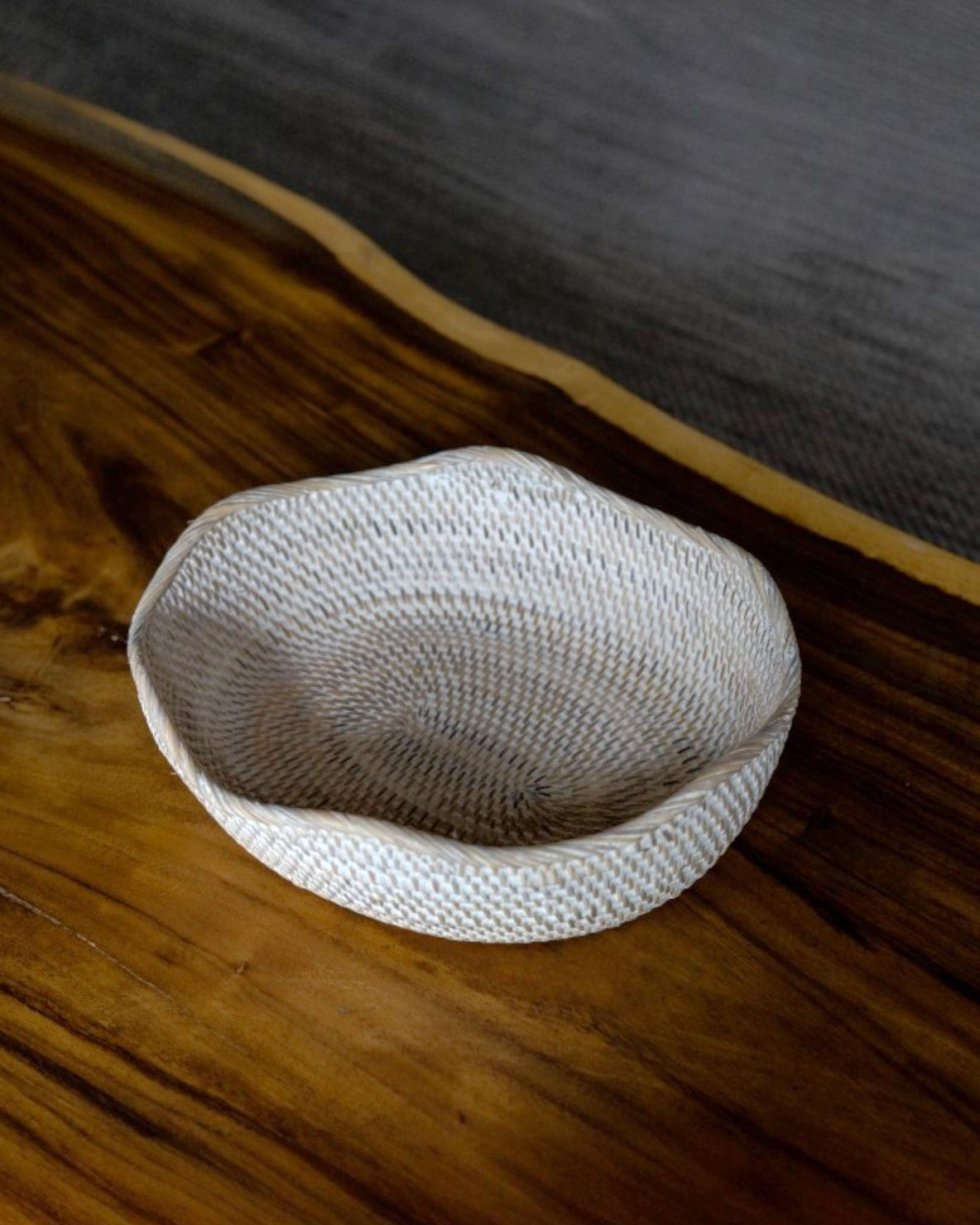 Solva Scallop Oval Bowl, handwoven rattan