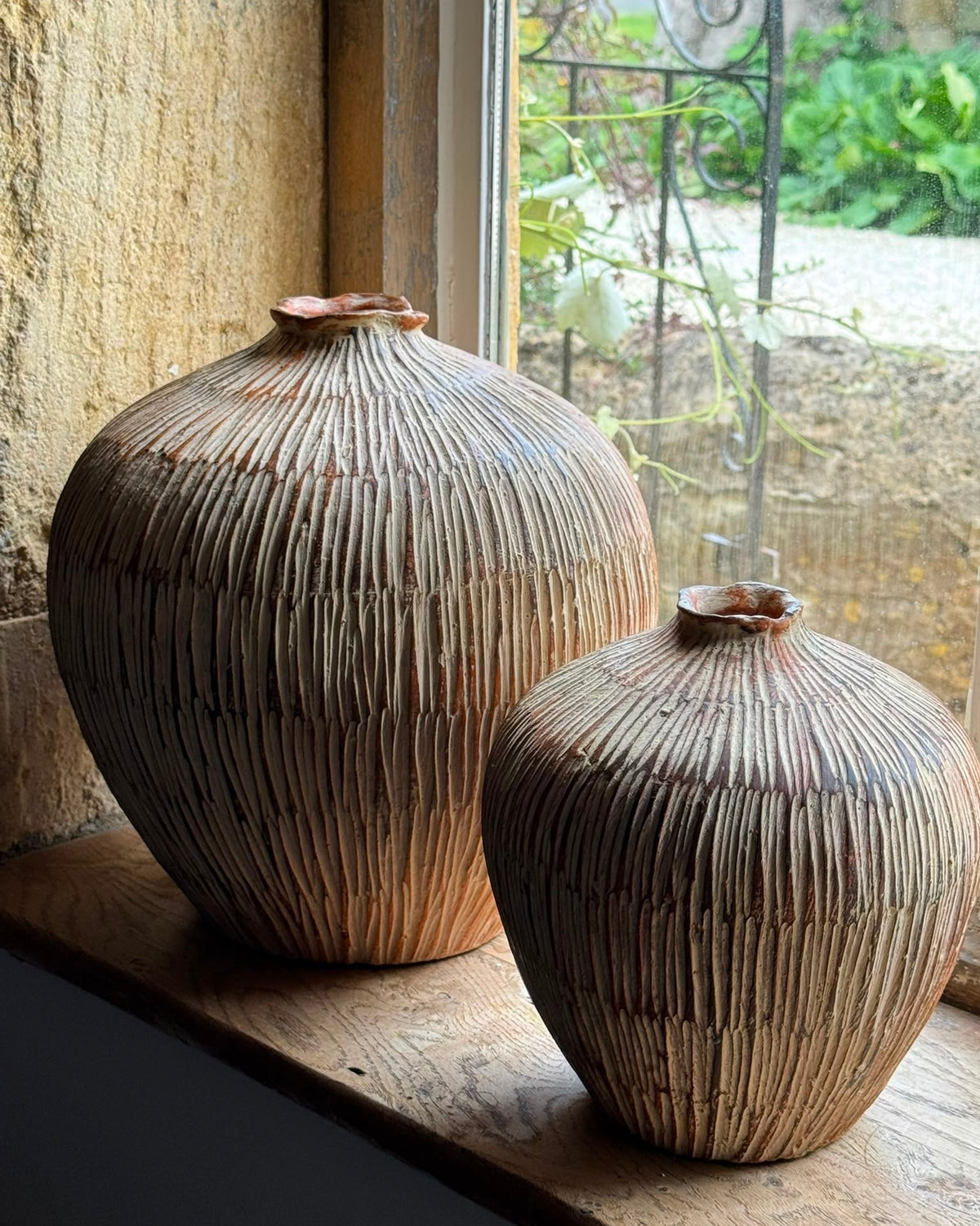 Rimba Terracotta Vase, shaped by hand in Java