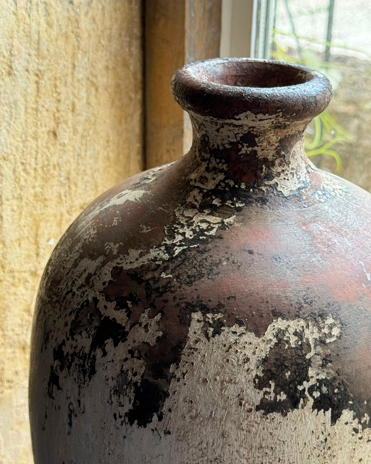 Kala Terracotta Vase, shaped by hand in Java