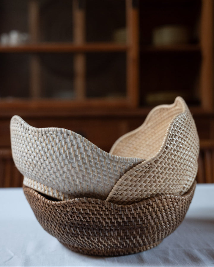 Solva Scallop Bowl, handwoven rattan