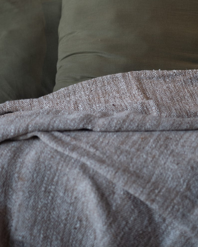 Raw Cotton Hand Woven Throw in Contorno (Jute + Natural), made from hand-spun cotton