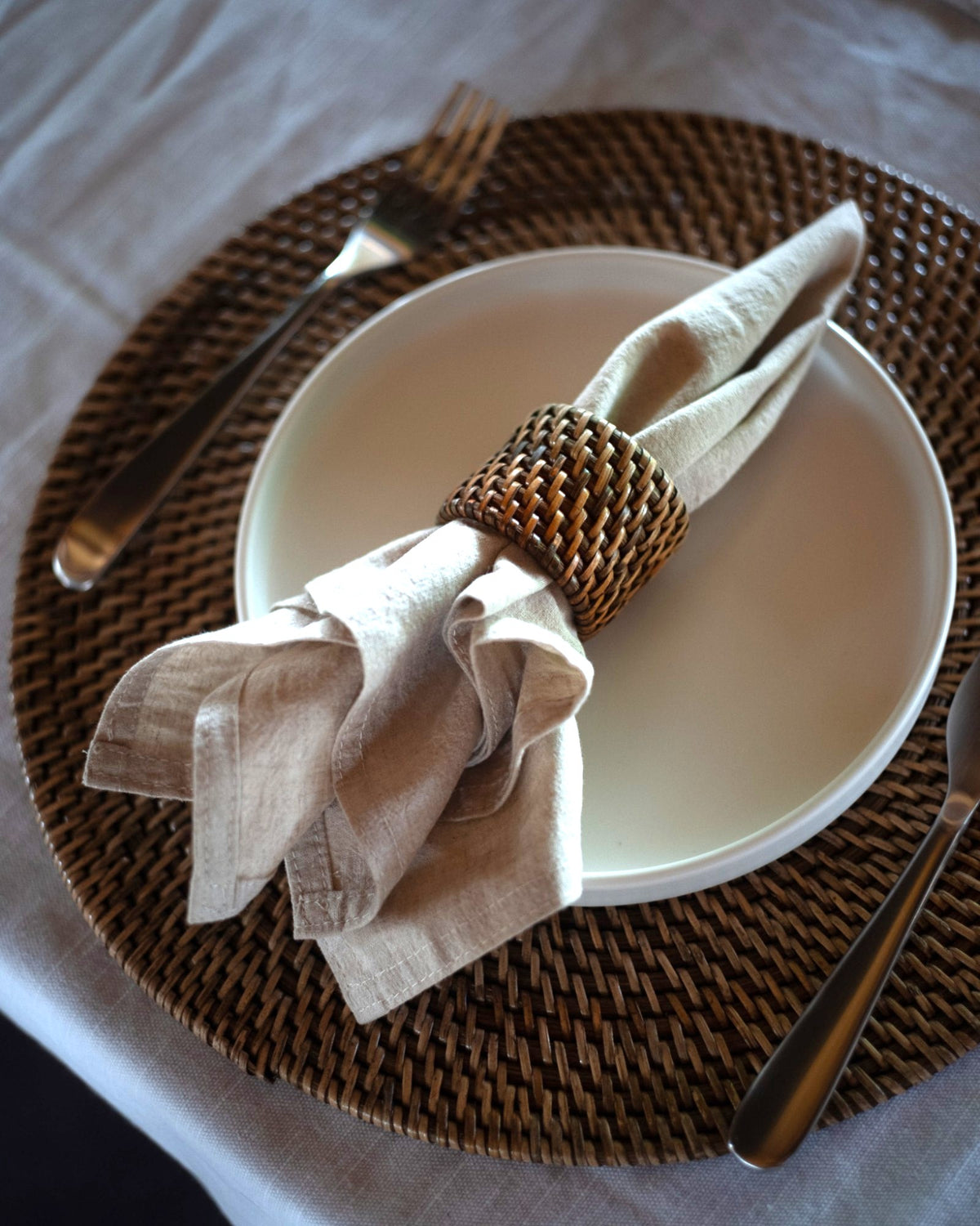 Talise Round Placemat Set of 2, handwoven rattan